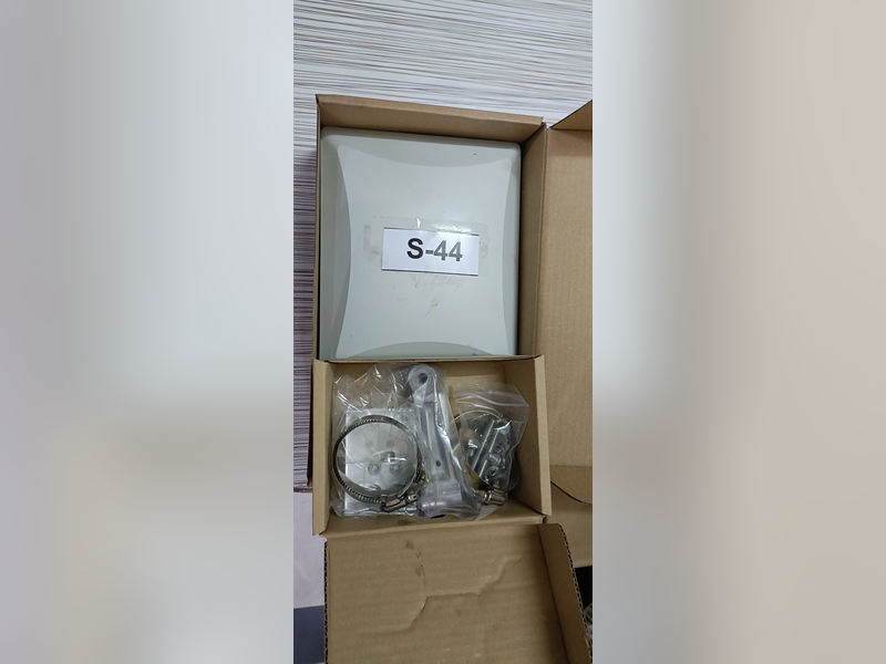 Ruckus T301s Outdoor Access Point (901-T301-WW51)