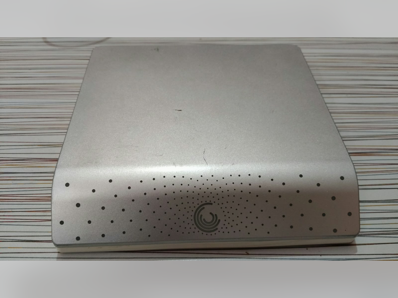 Seagate FreeAgent 1 TB External Drive