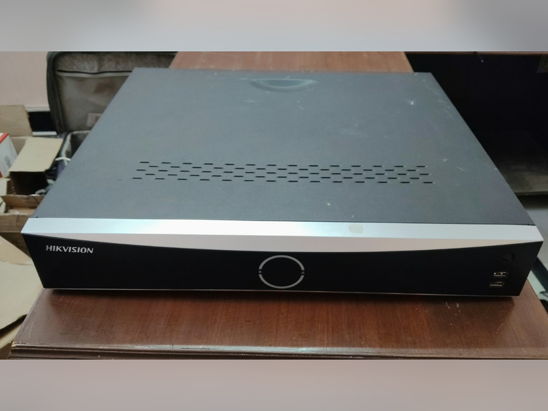 Hikvision DS-7732NXI-K4 NVR with 2 x 4 TB WD Purple Drives, angled front