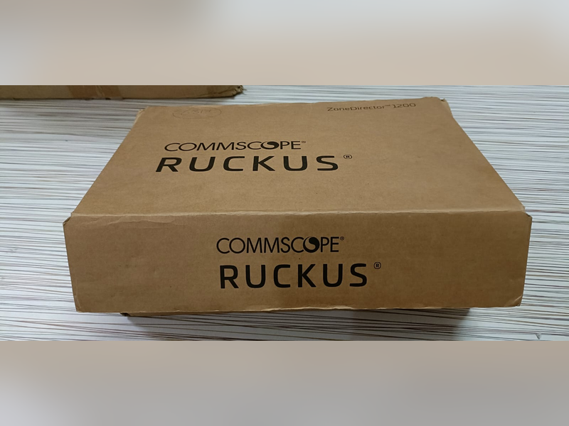 Ruckus ZoneDirector 1200 (Licensed for 5 ZoneFlex APs, PN: 901-1205IN00), retail box