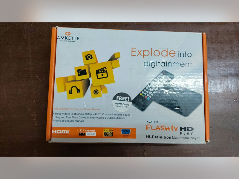Amkette Flash TV HD Media Streaming Device (Black), retail box